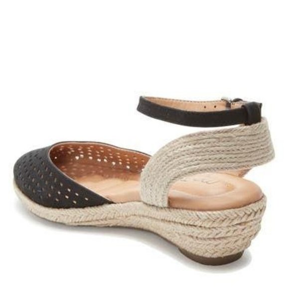 me too norina espadrille sandal